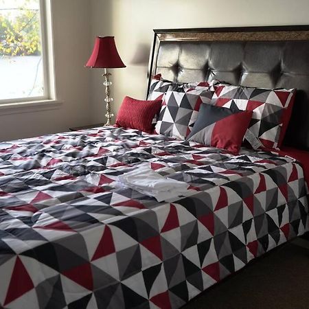Apartament Queen Bed Beautiful Sunset W River View Fast Wifi Troy Zewnętrze zdjęcie
