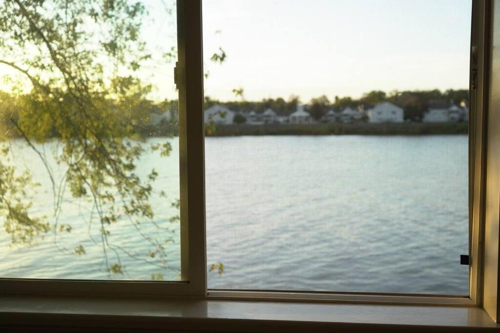 Apartament Queen Bed Beautiful Sunset W River View Fast Wifi Troy Zewnętrze zdjęcie